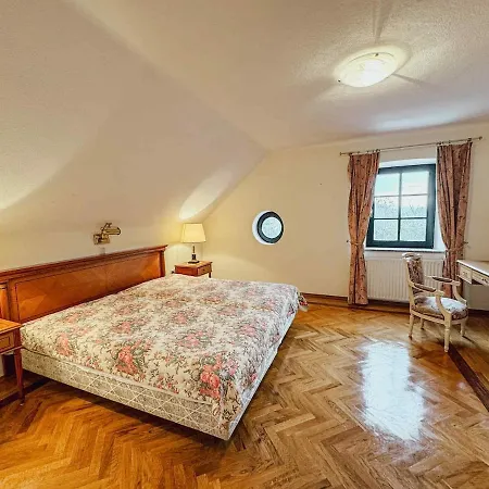 Baroque Alpine Retreat At The Historic Premetovc Skofja Loka