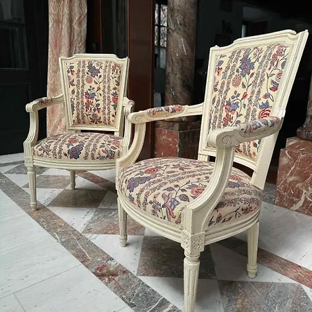 Baroque Alpine Retreat At The Historic Premetovc *